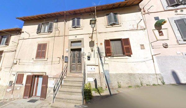 appartamento in vendita a Viterbo in zona San Martino al Cimino