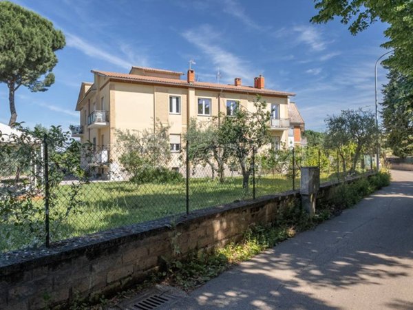 appartamento in vendita a Viterbo in zona La Quercia