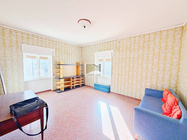 casa indipendente in vendita a Viterbo