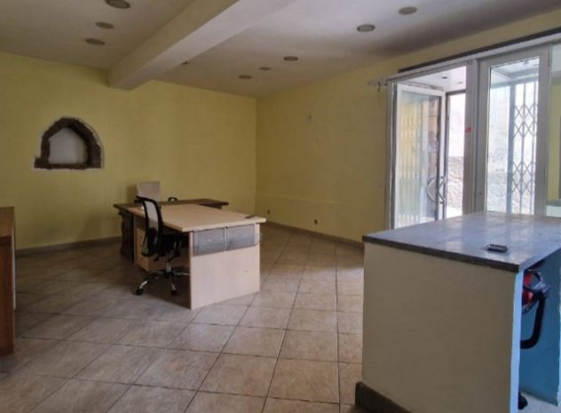 negozio in vendita a Viterbo in zona Centro Città