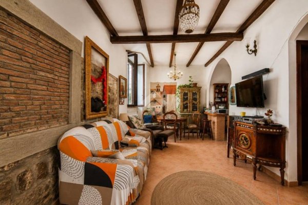 appartamento in vendita a Viterbo in zona Centro Città