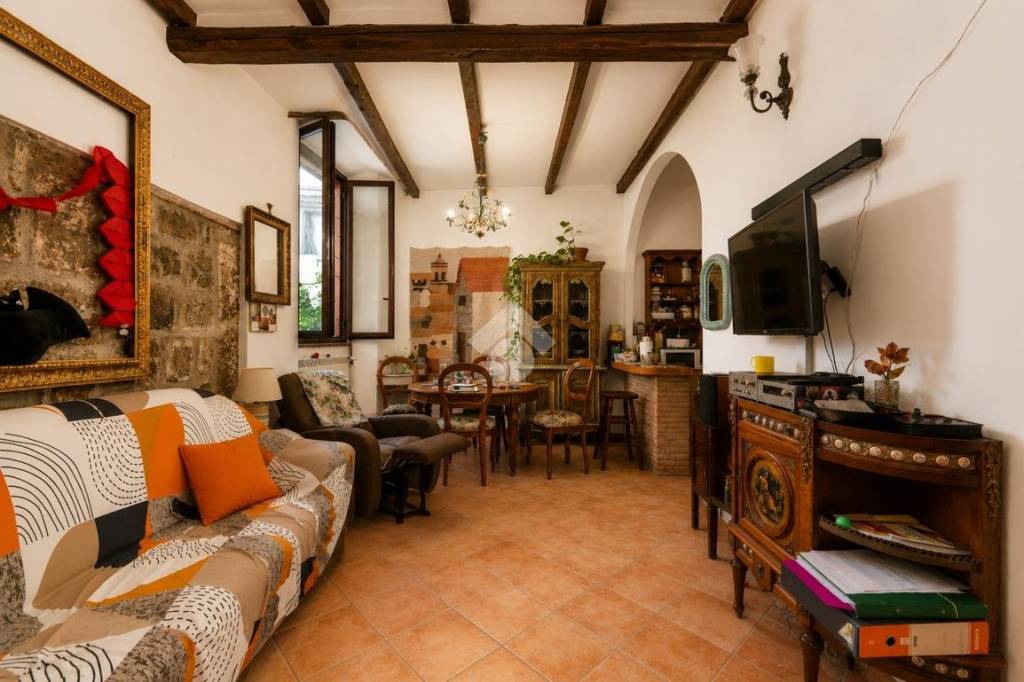 appartamento in vendita a Viterbo