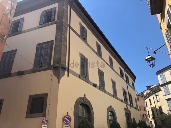 appartamento in vendita a Viterbo in zona Centro Città