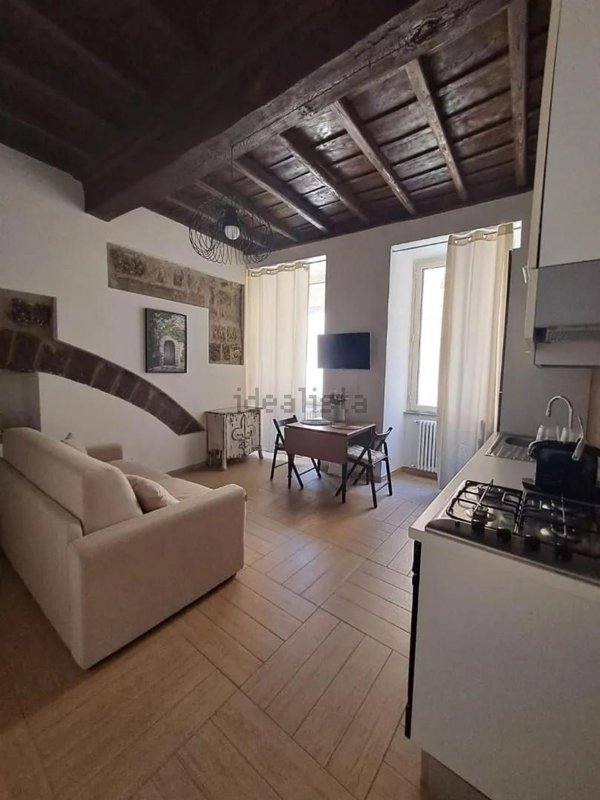 appartamento in vendita a Viterbo in zona Centro Città