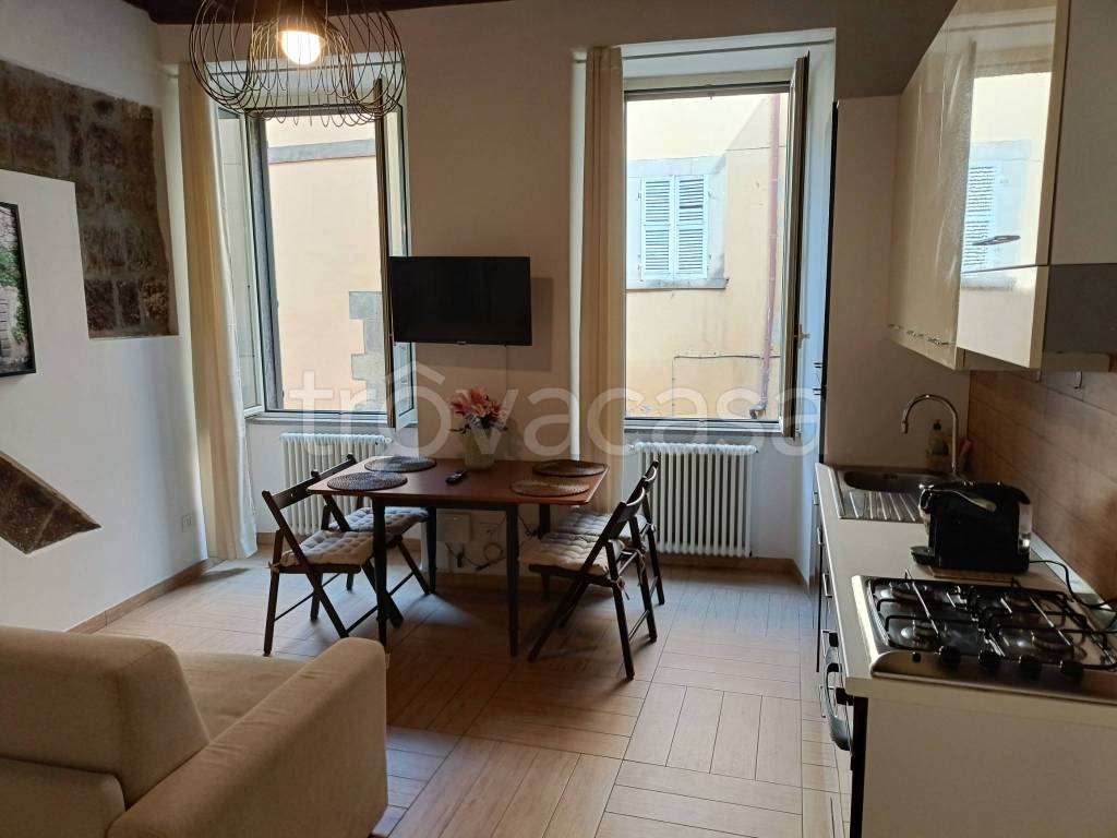 appartamento in vendita a Viterbo in zona Centro Città