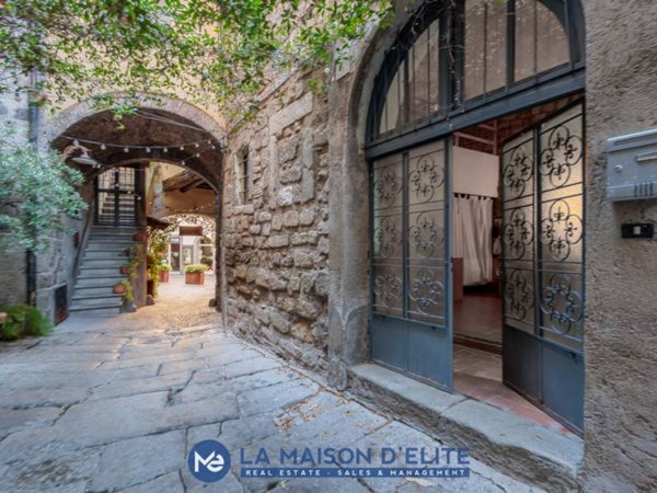 appartamento in vendita a Viterbo in zona Centro Città