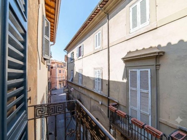appartamento in vendita a Viterbo in zona Centro Città