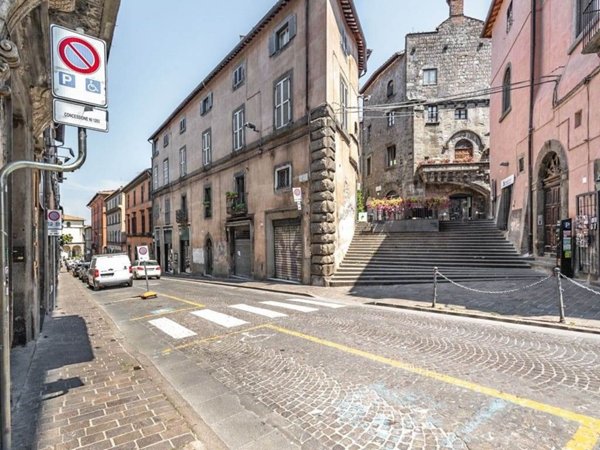 appartamento in vendita a Viterbo in zona Centro Città
