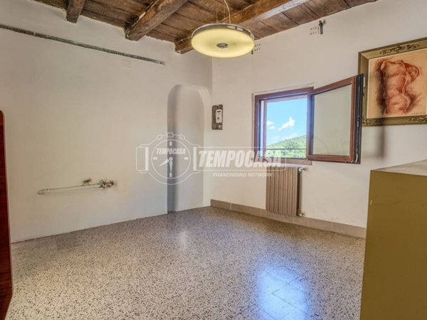 appartamento in vendita a Viterbo in zona Bagnaia