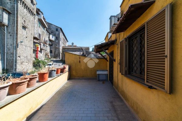 appartamento in vendita a Viterbo in zona Bagnaia