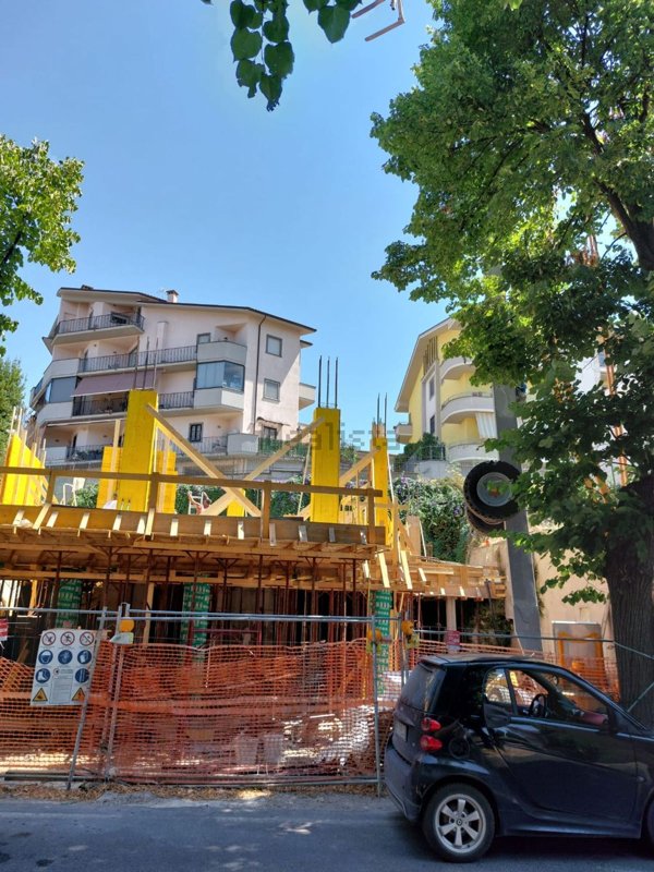 appartamento in vendita a Viterbo in zona La Quercia