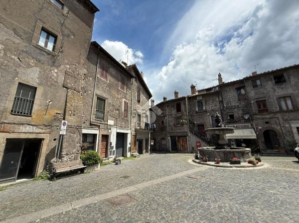 appartamento in vendita a Viterbo in zona Bagnaia