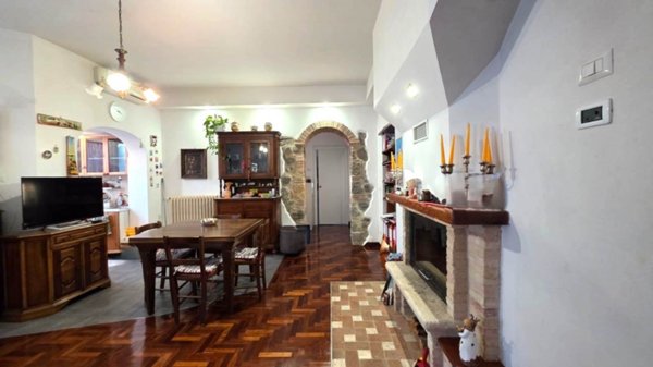 appartamento in vendita a Viterbo in zona La Quercia