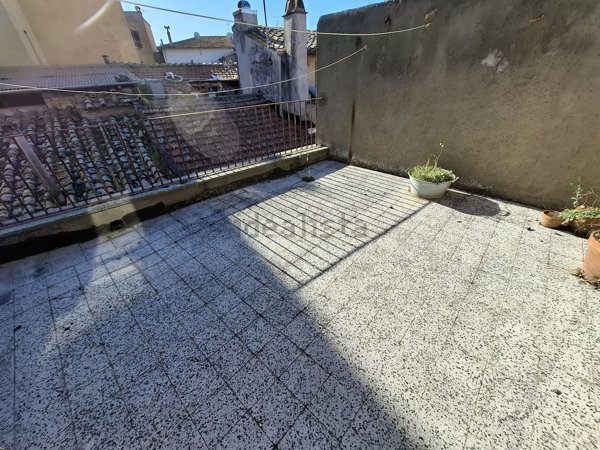 casa indipendente in vendita a Viterbo in zona Centro Città