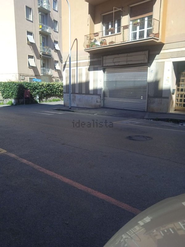 locale commerciale in vendita a Viterbo