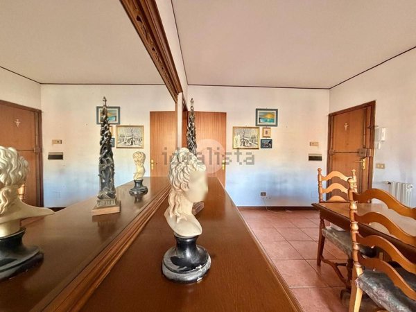 appartamento in vendita a Viterbo in zona La Quercia