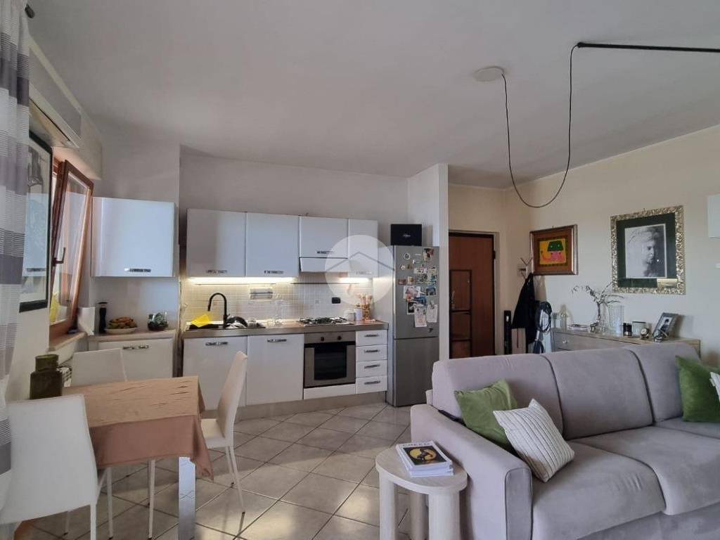 appartamento in vendita a Viterbo in zona La Quercia