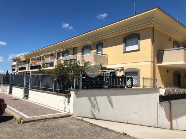 appartamento in vendita a Viterbo in zona La Quercia