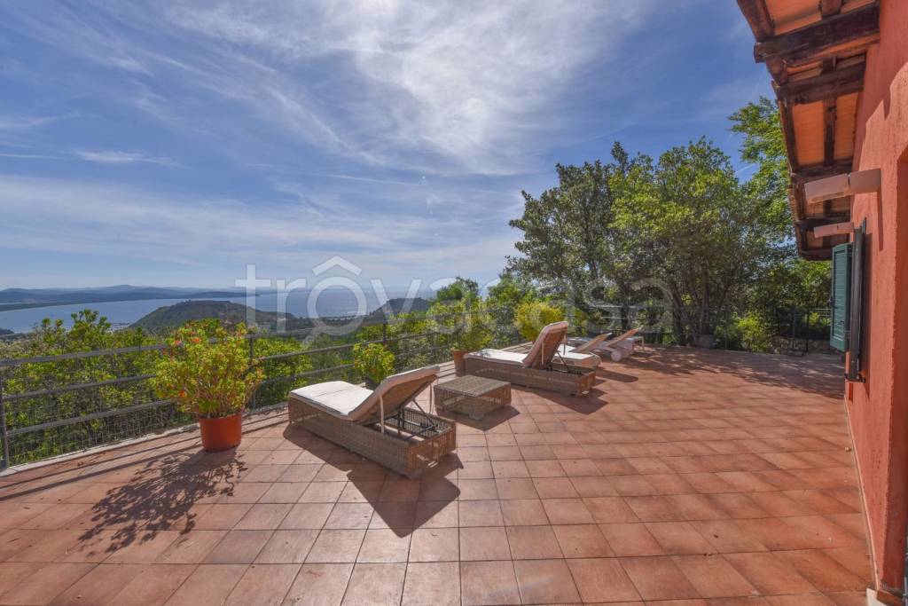 casa indipendente in vendita a Viterbo in zona La Quercia