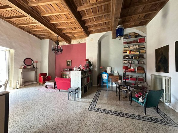 appartamento in vendita a Viterbo in zona Centro Città