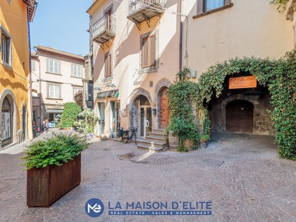 appartamento in vendita a Viterbo in zona Centro Città