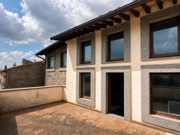 appartamento in vendita a Viterbo in zona Centro Città