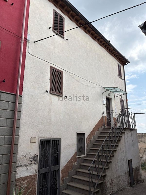 appartamento in vendita a Viterbo in zona Grotte Santo Stefano