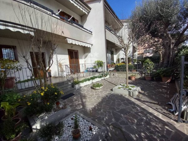 casa indipendente in vendita a Viterbo in zona La Quercia