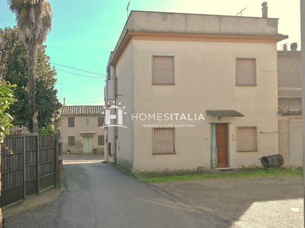 casa indipendente in vendita a Viterbo in zona Grotte Santo Stefano