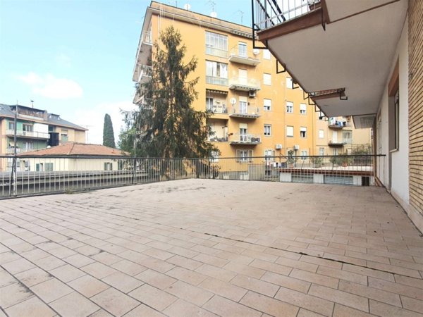 appartamento in vendita a Viterbo in zona La Quercia