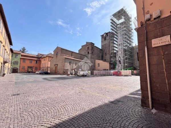 appartamento in vendita a Viterbo in zona Centro Città