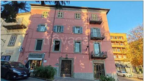 appartamento in vendita a Viterbo in zona Canale