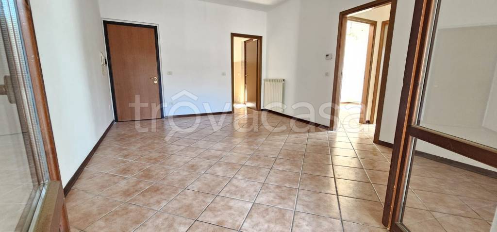 appartamento in vendita a Viterbo in zona La Quercia