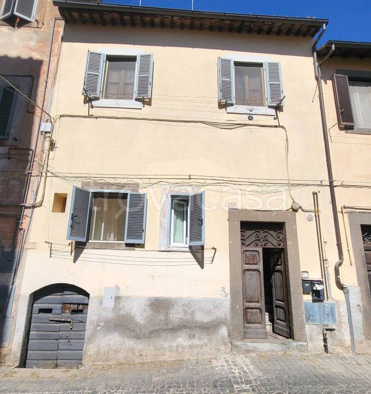 appartamento in vendita a Viterbo in zona Centro Città