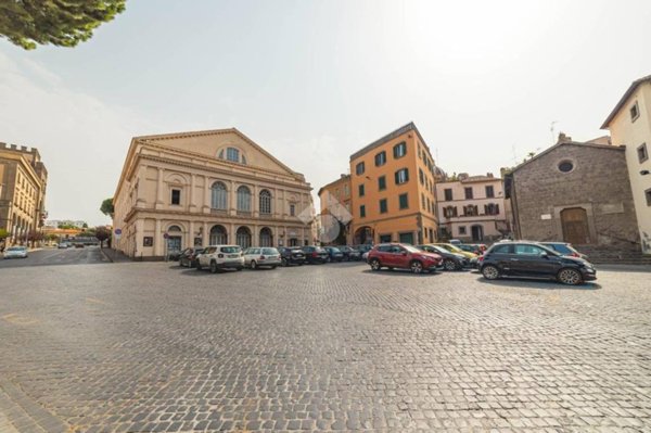 appartamento in vendita a Viterbo in zona Centro Città