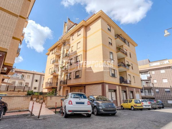 appartamento in vendita a Viterbo in zona Centro Città