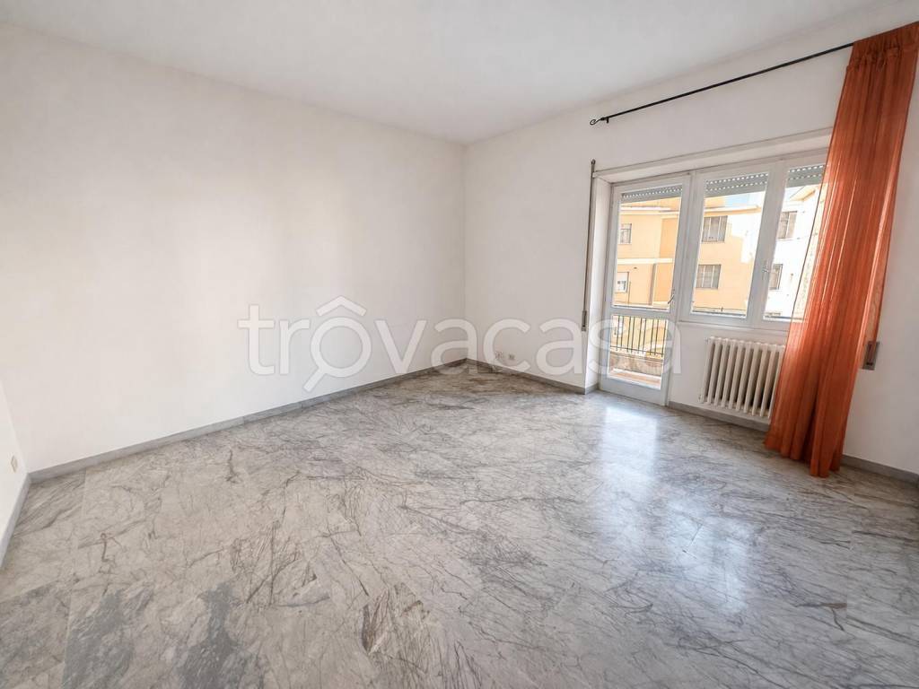 appartamento in vendita a Viterbo in zona La Quercia