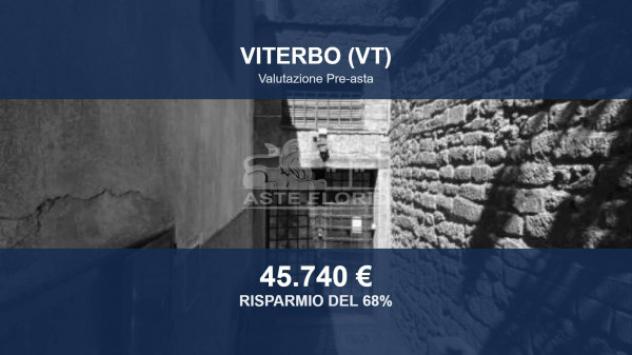 locale commerciale in vendita a Viterbo in zona Centro Città