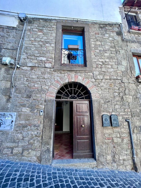 appartamento in vendita a Viterbo in zona Centro Città