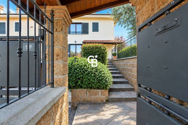 casa indipendente in vendita a Viterbo in zona La Quercia