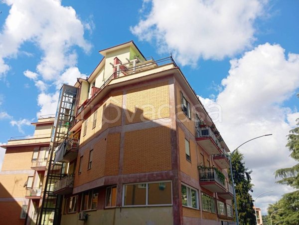 appartamento in vendita a Viterbo in zona La Quercia