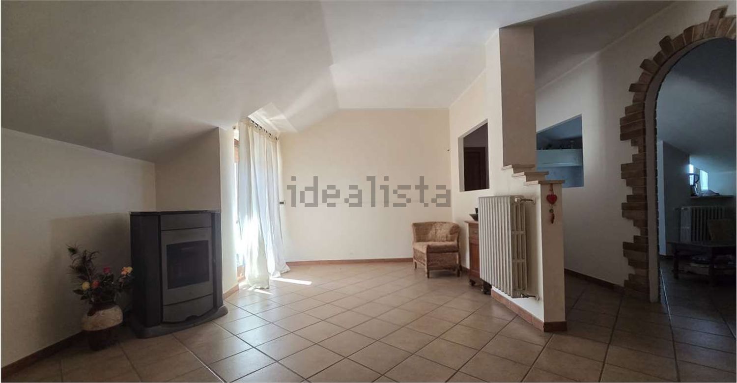 appartamento in vendita a Viterbo in zona Bagnaia