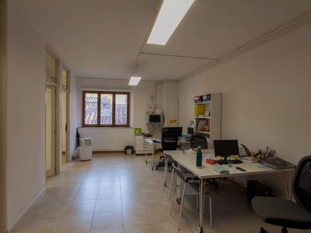 casa indipendente in vendita a Viterbo in zona Centro Città