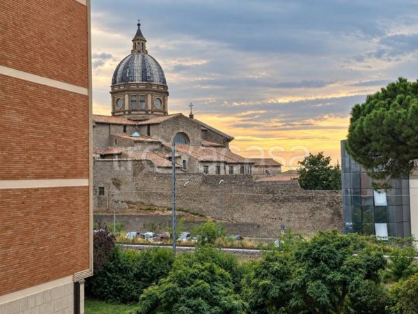 appartamento in vendita a Viterbo in zona Centro Città