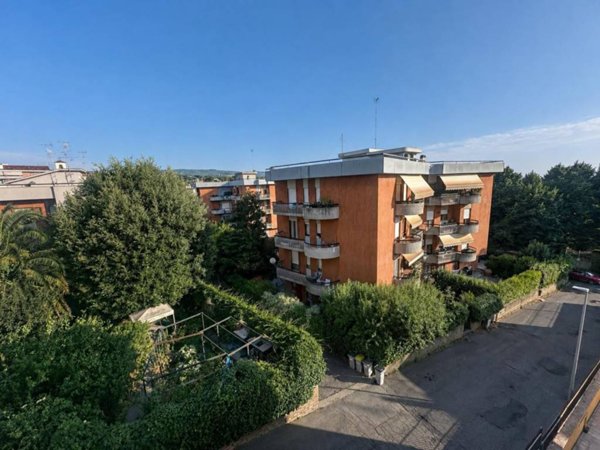appartamento in vendita a Viterbo in zona La Quercia