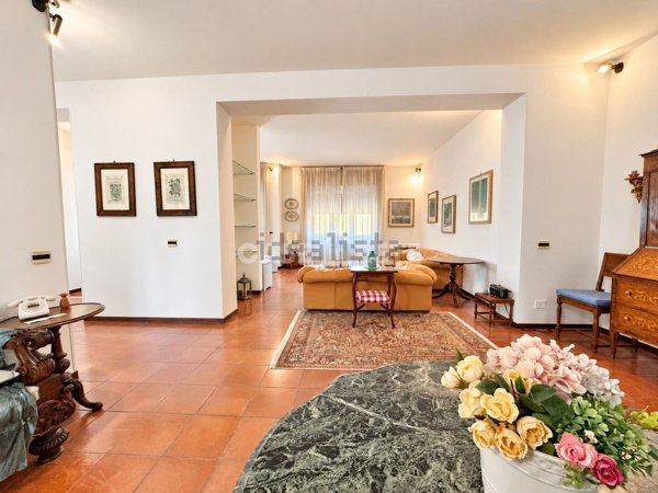 appartamento in vendita a Viterbo in zona Centro Città