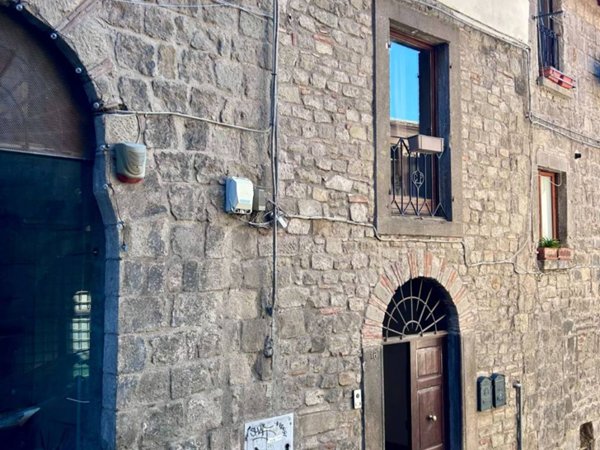 appartamento in vendita a Viterbo in zona Centro Città