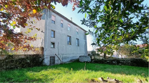 casa indipendente in vendita a Vitorchiano