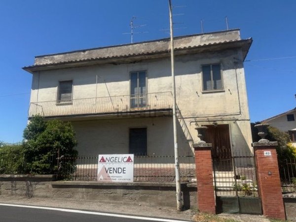 casa indipendente in vendita a Vitorchiano
