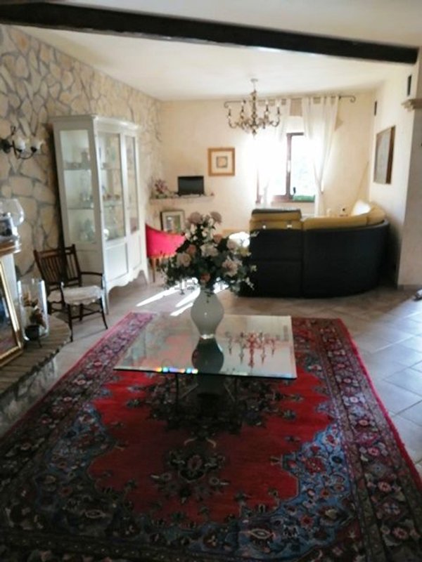 casa indipendente in vendita a Vitorchiano